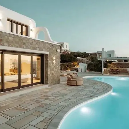 Вилла Beachfront Santorini Vourvoulos