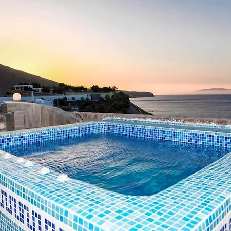 Beachfront Santorini Willa