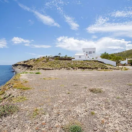 Beachfront Santorini *