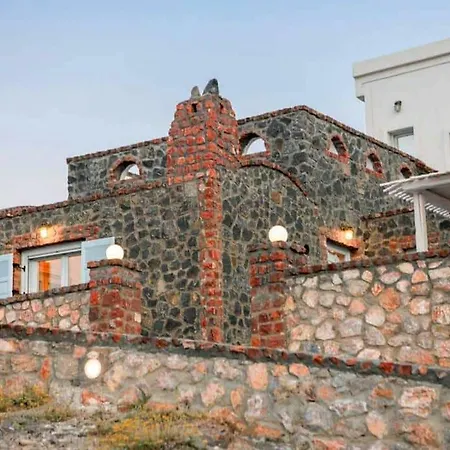 Vila Beachfront Santorini